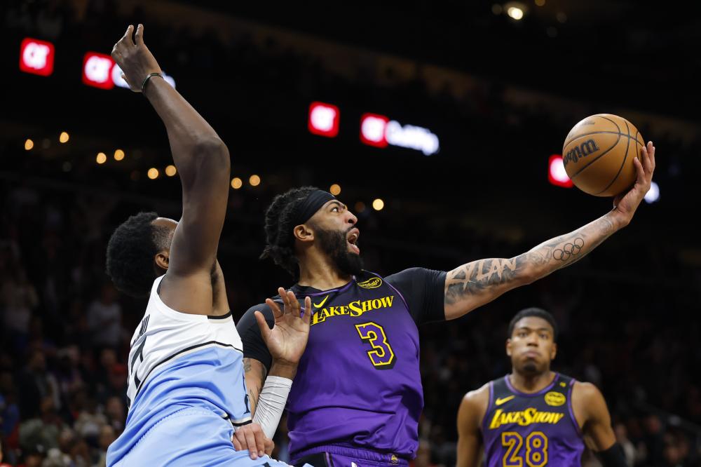 王曼昱在国 王曼昱在国