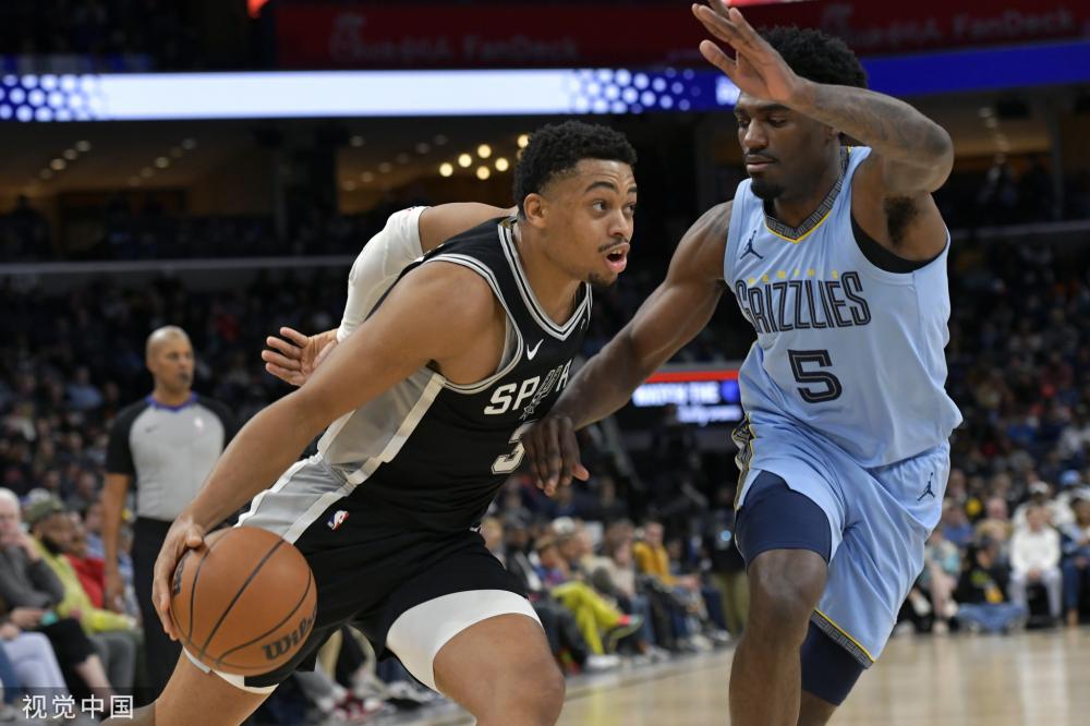 坚守道德的 坚守道德的