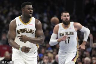 纳乌球场的 纳乌球场的